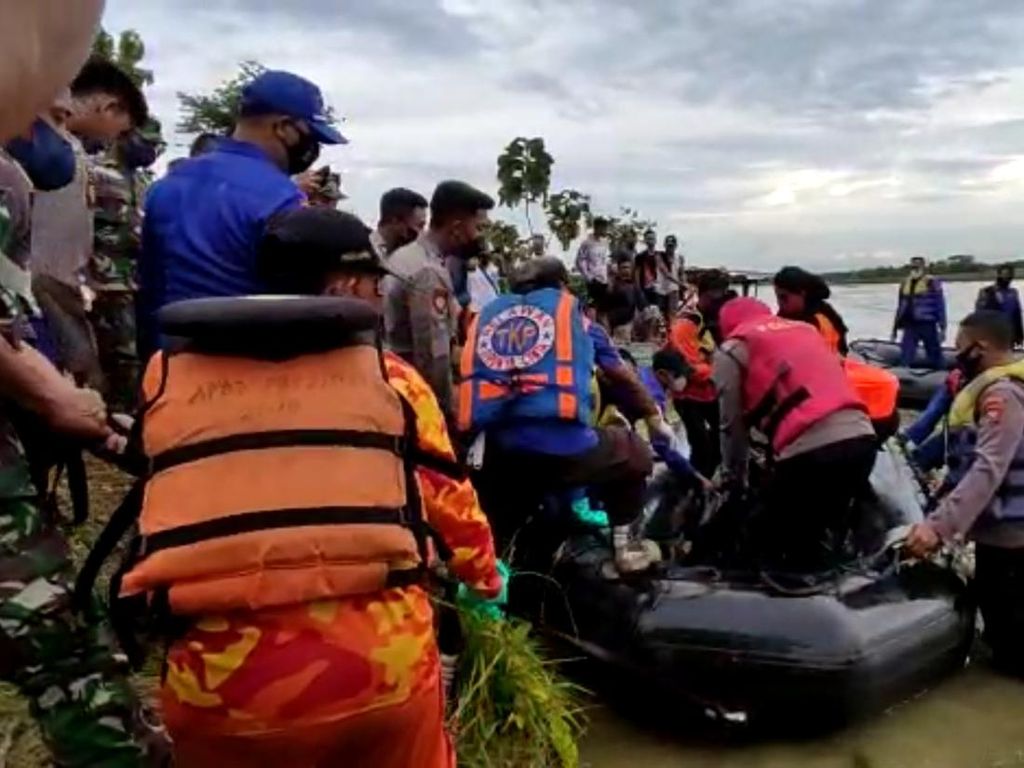 Tragedi Perahu Tenggelam di Waduk Gondang yang Telan 3 Korban Meninggal