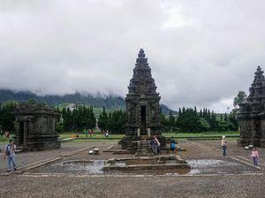 Apa Perbedaan Kerajaan Mataram Kuno dan Mataram Islam? Ini Penjelasannya Apa Perbedaan Kerajaan Mataram Kuno dan Mataram Islam? Ini Penjelasannya