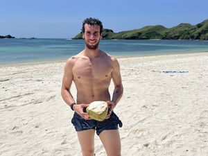 Nggak Main-main, Pariwisata Turut Terpukul Harga Mahal Kelapa