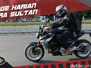 Seberapa Asyik Moge BMW F 900 R untuk Harian? Seberapa Asyik Moge BMW F 900 R untuk Harian?