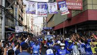 Gaya Kampanye Pilpres di Filipina, Adu Spanduk dan Pengerahan Massa