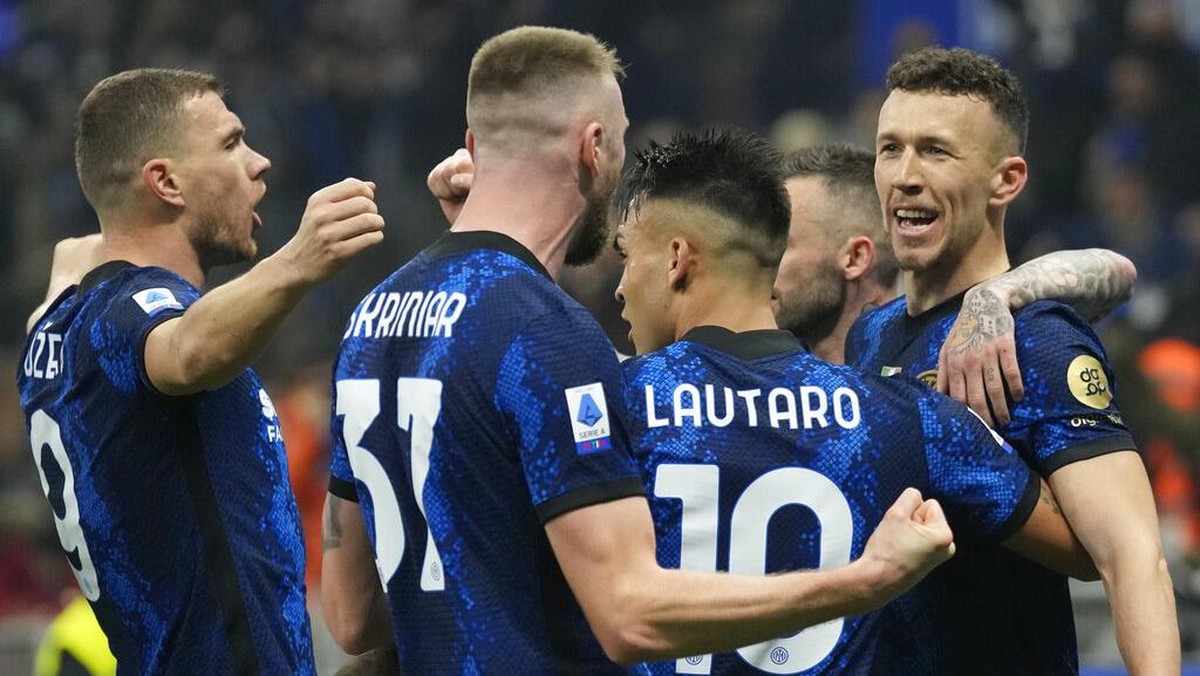 Inter Milan akan menghadapi AS Roma di perempatfinal Coppa Italia (Foto: AP/Antonio Calanni)