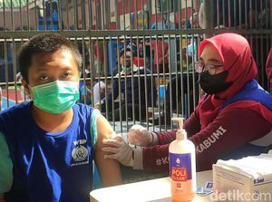 Ratusan Penghuni Lapas Kelas IIB Sukabumi Divaksinasi