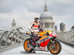 Viral Marc Marquez Makan Nasi Kotak, Benarkah di Sirkuit Mandalika?