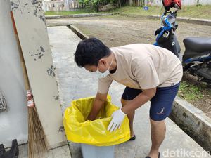 40 Kilogram Sampah Dihasilkan dari Rumah Isolasi di Lebak 40 Kilogram Sampah Dihasilkan dari Rumah Isolasi di Lebak