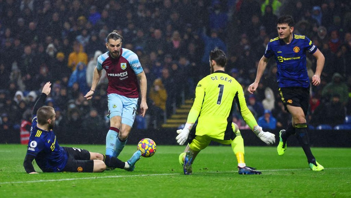 Manchester United diimbangi Burnley 1-1 (Foto: Getty Images/Clive Brunskill)