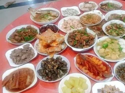 Diminta Buat Satu Makanan Oleh Gurunya, Bocah Ini Malah Masak 28 Menu Makanan