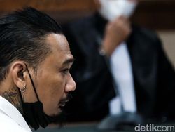 Jerinx soal Adam Deni: Insting Saya Dia Orang Nggak Benar Jerinx soal Adam Deni: Insting Saya Dia Orang Nggak Benar