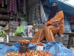 Emak-emak Sulbar Menjerit Harga Cabe Meroket Saat Minyak Goreng Langka-Mahal