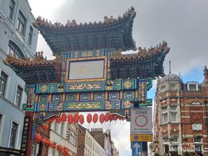 Harta Karun di Lower Ground Chinatown London