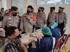 Kasus Omicron Melonjak, Polri: Tetap Prokes dan Tak Perlu Panik!