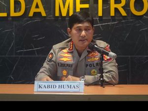 Pria Ngaku Polisi yang Pukul Ojol di Jakbar Sempat Minta Rp 1 Juta Pria Ngaku Polisi yang Pukul Ojol di Jakbar Sempat Minta Rp 1 Juta