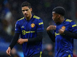 Man United Tak Punya Jati Diri