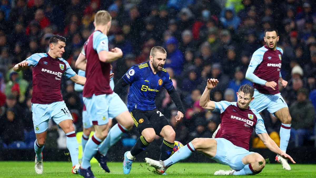 Manchester United ditahan imbang Burnley. (Foto: Getty Images/Clive Brunskill)