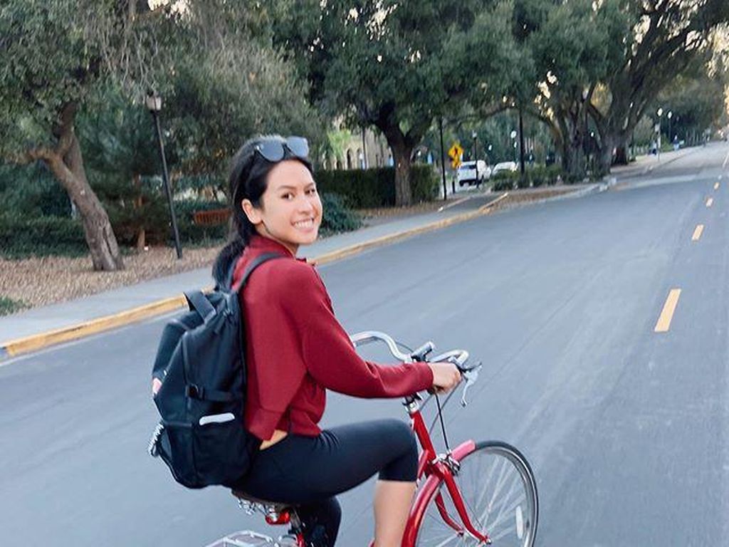 Maudy Ayunda Baca Buku tentang Ikigai, Apa Itu Sebenarnya? Maudy Ayunda Baca Buku tentang Ikigai, Apa Itu Sebenarnya?
