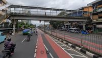 Melihat Lokasi Kecelakaan Camry yang Tewaskan AKP Novandi di Senen
