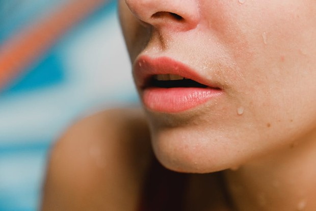 Mencegah Bibir Kering dan Pecah-Pecah / foto : pexels.com/Shvetsproduction