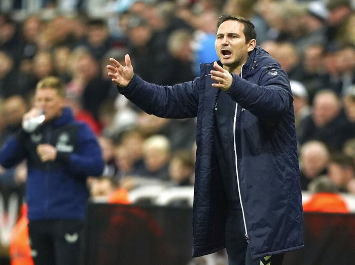 Everton manager Frank Lampard, right, reacts as Newcastle United manager Eddie Howe looks on  during the English Premier League soccer match between Newcastle United and Everton, at St James' Park, Newcastle, England, Tuesday, Feb. 8, 2022. (Owen Humphreys/PA via AP)