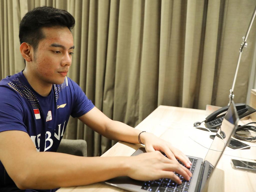 Pramudya Tulis Pesan Haru buat Mendiang Ayah Usai Juara BAC 2022