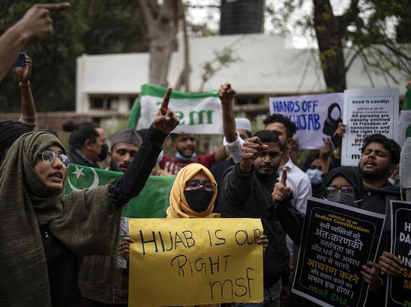 Jilbab Dilarang Masuk Sekolah Bikin Publik India Marah