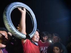 Heroik Pria Jateng Selamatkan Buaya Terbelit Ban Bertahun-tahun di Palu