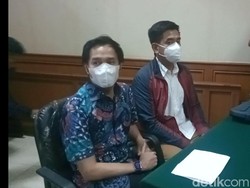 Aldi Bragi Bungkam Usai Ucap Ikrar Talak, Ririn Dwi Ariyanti Lega Resmi Cerai