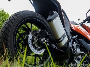 Gahar! Ini Wujud KTM 250 Adventure Rakitan Gresik Gahar! Ini Wujud KTM 250 Adventure Rakitan Gresik