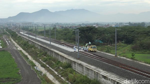 Kereta Cepat Jakarta-Semarang Bakal Jadi Prioritas Kemenhub