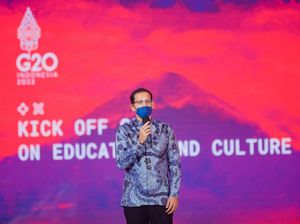Kisah Nadiem Mengunjungi Sekolah di Sorong: Kepsek Minta Dibelikan Sampan Kisah Nadiem Mengunjungi Sekolah di Sorong: Kepsek Minta Dibelikan Sampan