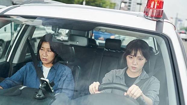 Miss & Mrs Cops (2019) Miss & Mrs Cops (2019)