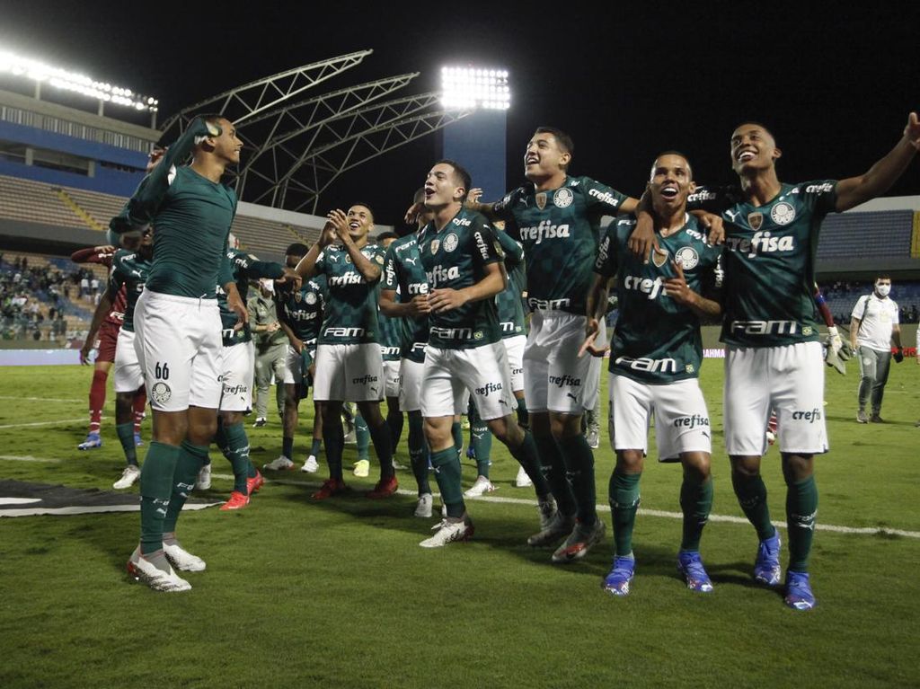 Thiago Silva Kenal Betul Palmeiras, Minta Chelsea Jangan Anggap Remeh