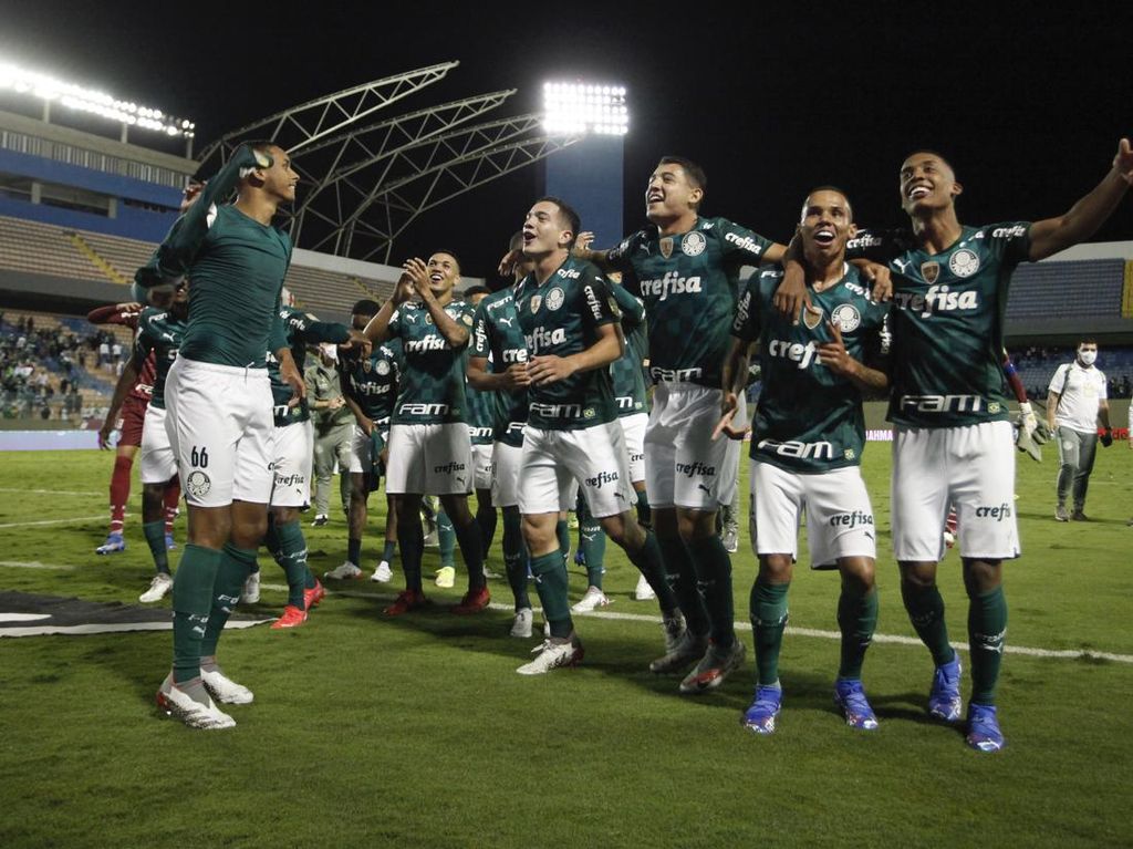 Rivaldo: Palmeiras Lebih Bagus daripada Chelsea Rivaldo: Palmeiras Lebih Bagus daripada Chelsea