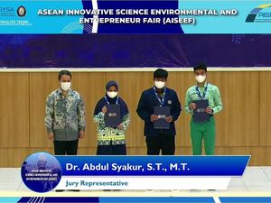 Pelajar Lamongan Ini Raih Silver Medal di Ajang Inovasi Sains Internasional Pelajar Lamongan Ini Raih Silver Medal di Ajang Inovasi Sains Internasional