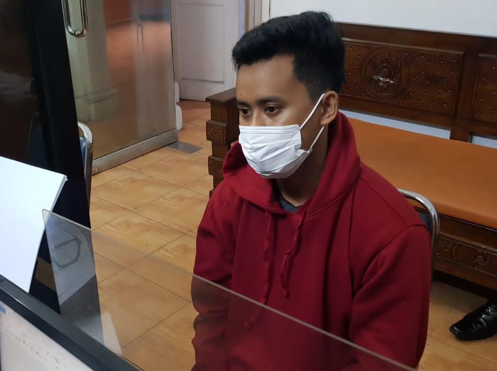 Polisi Amankan Pelaku Pemalsuan Kartu Vaksin di Malang