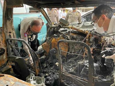 Penampakan Sedan Terbakar yang Tewaskan AKP Novandi dan Sis Zahra