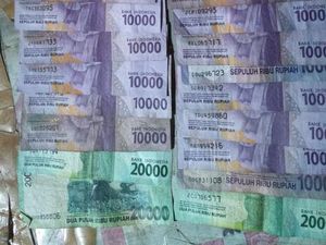 Ngaku Wartawan, Pria Ini Peras Pedagang Rongsokan di Samarinda Ngaku Wartawan, Pria Ini Peras Pedagang Rongsokan di Samarinda