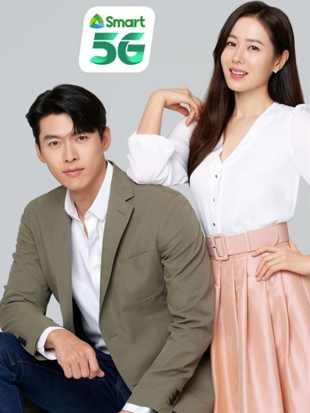 Potret Hyun Bin dan Son Ye Jin dalam Projek Iklan Komersial/ Foto: smart.com.ph Potret Hyun Bin dan Son Ye Jin dalam Projek Iklan Komersial