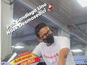 Saat Sandiaga Tunggangi Desmosedici di Mandalika Saat Sandiaga Tunggangi Desmosedici di Mandalika