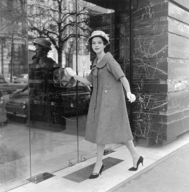Dior Spring 1958: The Trapeze line