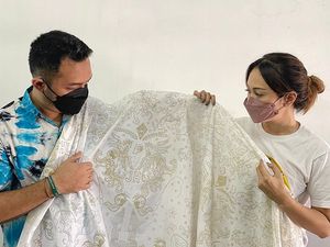 Bangganya Yogi Rosdianta Dapat Pesanan Batik dari Pemain NBA Bangganya Yogi Rosdianta Dapat Pesanan Batik dari Pemain NBA