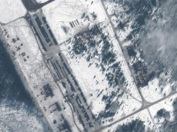 Visual dari Satelit Menunjukkan Pergerakan Terbaru Pasukan Rusia