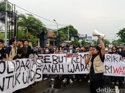 Wadas, Aparatus Negara, dan Sejarawan Terapan