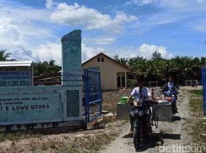 Siswa Ini Jualan Siomai di Sekolahnya demi Bantu Orang Tua