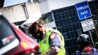 DKI PPKM Level 3, Ganjil Genap Masih Berlaku di Jalanan Jakarta