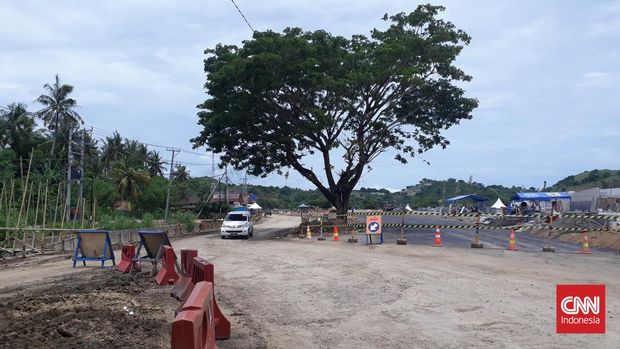 Suasana di bagian luar Sirkuit Mandalika sekitar pukul 09. 45 WITA sebelum adanya red flag.