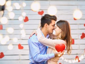 5 Ide Kencan di Hari Kasih Sayang untuk Kamu Pejuang LDR