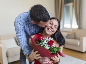 40 Ucapan Girlfriend Day 2025 Romantis, Singkat, hingga Puitis untuk Pacar 40 Ucapan Girlfriend Day 2025 Romantis, Singkat, hingga Puitis untuk Pacar