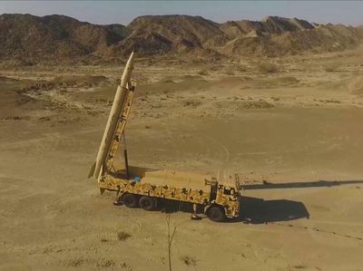 Iran Pamer Rudal Baru, Diklaim Bisa Jangkau Israel