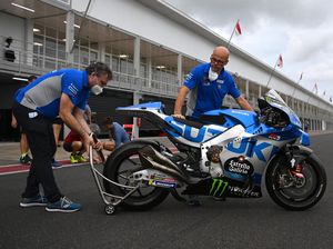 Hari Pertama Tes MotoGP di Mandalika: Seluruh Pebalap dan Kru Bebas Omicron Hari Pertama Tes MotoGP di Mandalika: Seluruh Pebalap dan Kru Bebas Omicron