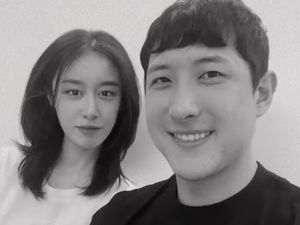 Jiyeon T-ara dan Atlet Bisbol Hwang Jae Gyun Nikah 10 Desember